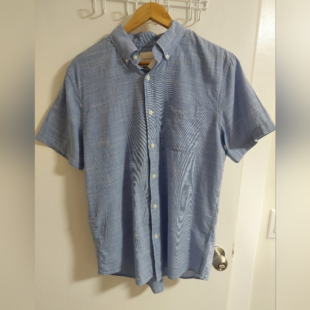 American Eagle Outfitters Men's Blue Button-Down Shirt